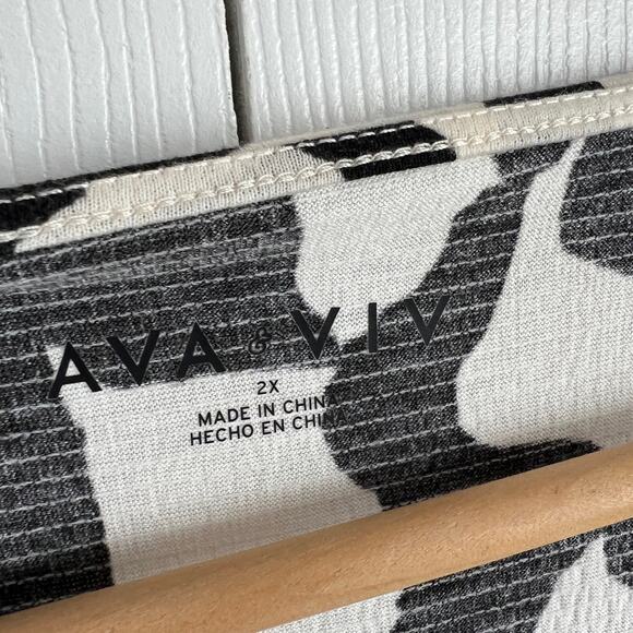 Ava & Viv  Black Abstract  Long Sleeve Sweetheart Knit Blouse NWT - Picture 4 of 7